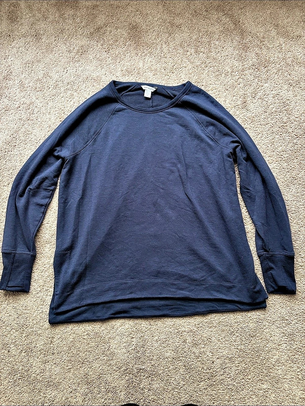 Athleta Long Sleeve Athletic Top in Blue XL